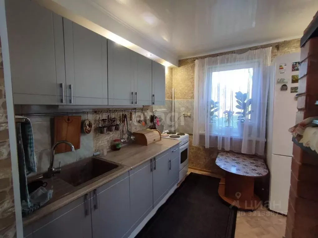 Дом в Свердловская область, Талицкий муниципальный округ, с. Яр ул. ... - Фото 1