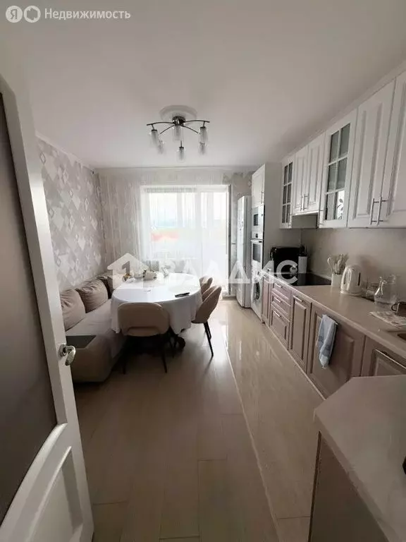 3-комнатная квартира: Санкт-Петербург, улица Щербакова, 14к2 (80.1 м) - Фото 1