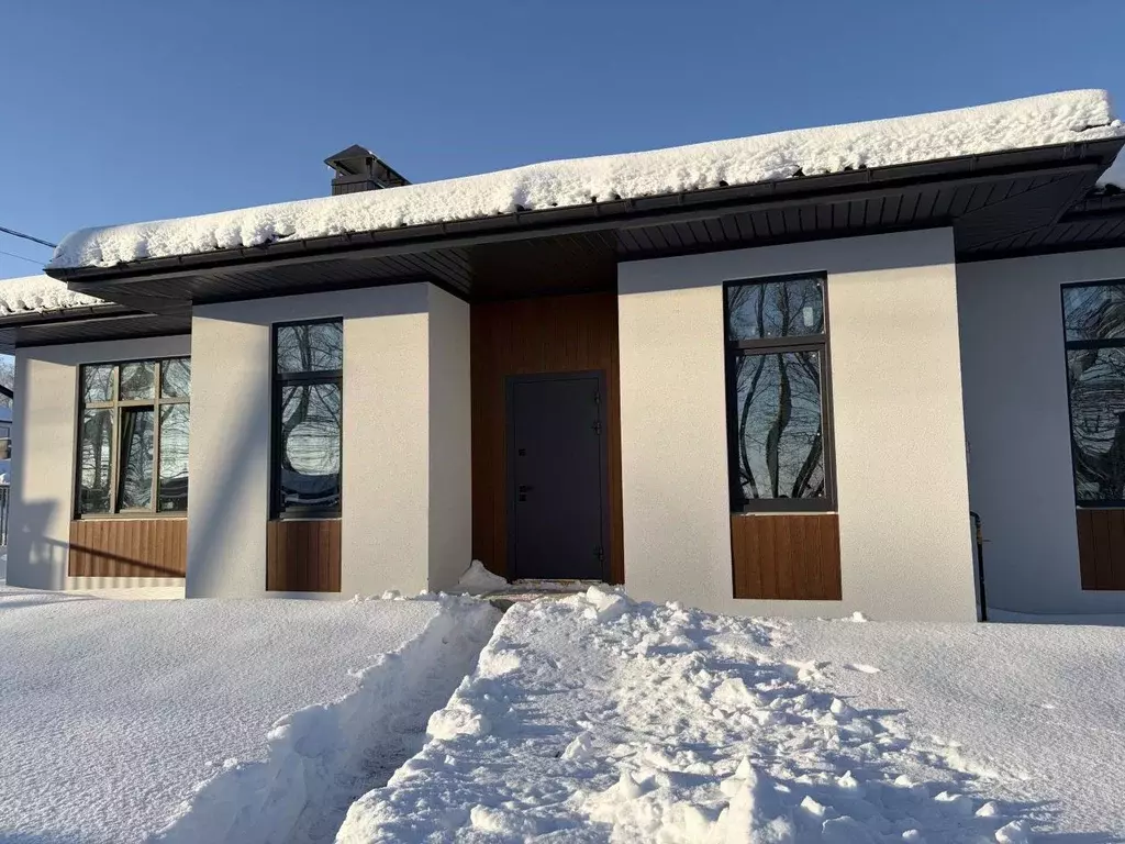 Дом в Пензенская область, Пензенский район, Мичуринский сельсовет, ... - Фото 1