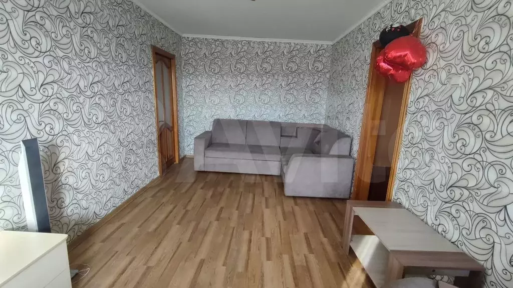 2-к. квартира, 60 м, 8/10 эт. - Фото 0