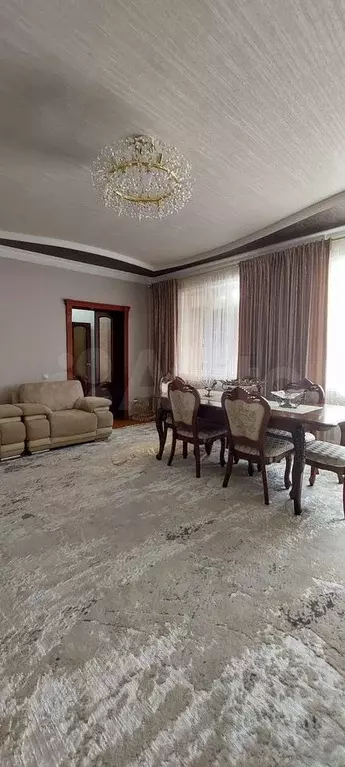 Дом 250 м на участке 6 сот. - Фото 1