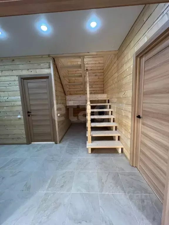 Дом в Башкортостан, Иглинский район, Акбердинский сельсовет, д. ... - Фото 1