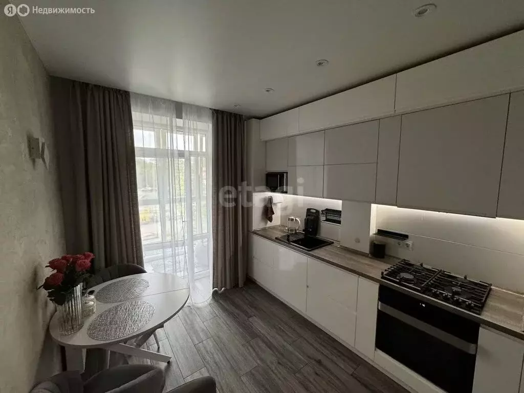 1-комнатная квартира: Калининград, Малоярославская улица, 6 (38 м) - Фото 1