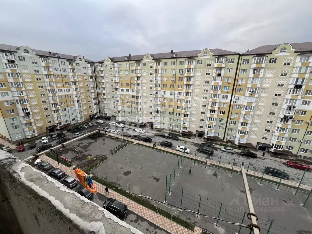 2-к кв. Дагестан, Каспийск ул. Магомедали Магомеджановa, 18к1 (76.0 м) - Фото 1