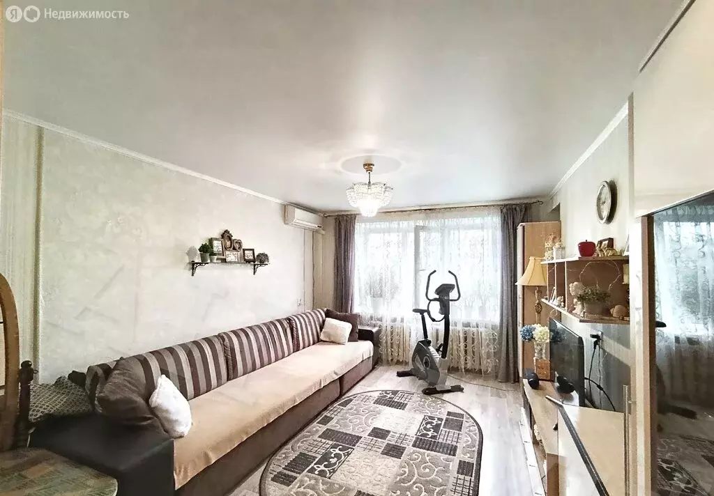 2-комнатная квартира: Будённовск, 1-й микрорайон, 3 (48 м) - Фото 1