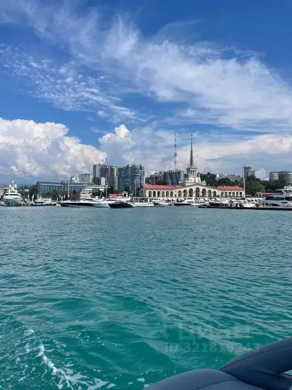2-к кв. Краснодарский край, Сочи Бытха мкр, ул. Бытха, 8/10 (50.0 м) - Фото 1