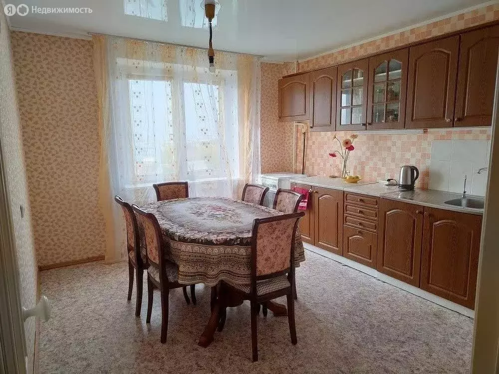 3-комнатная квартира: Оренбург, Харьковская улица, 8 (67.2 м) - Фото 1