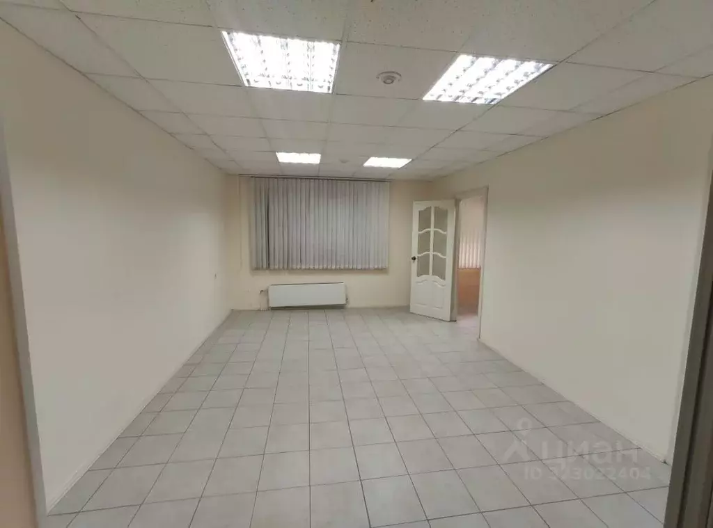 Помещение свободного назначения в Свердловская область, Екатеринбург ... - Фото 2