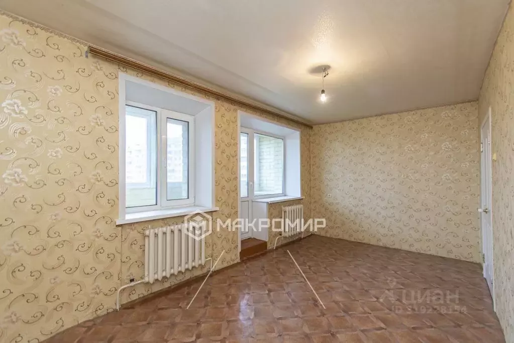 1-к кв. Брянская область, Брянск ул. Есенина, 32 (41.0 м) - Фото 1