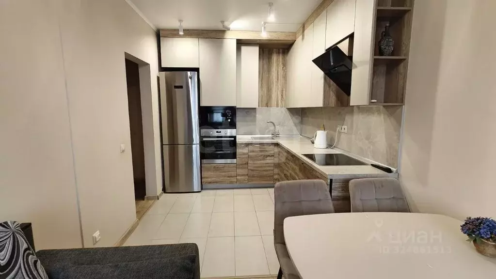 2-к кв. Тюменская область, Тюмень Холодильная ул., 138 (80.0 м) - Фото 1