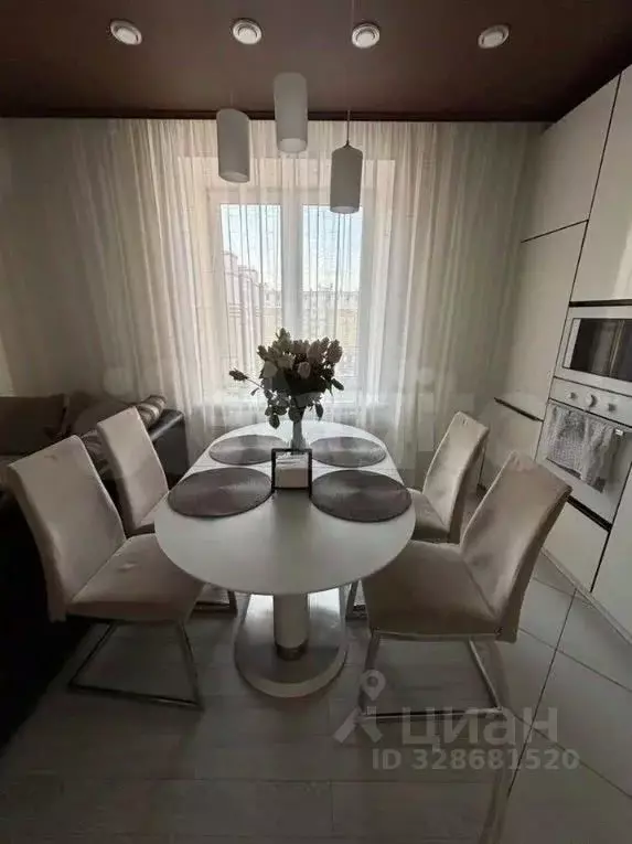 3-к кв. Тюменская область, Тюмень ул. Николая Федорова, 24 (99.9 м) - Фото 1