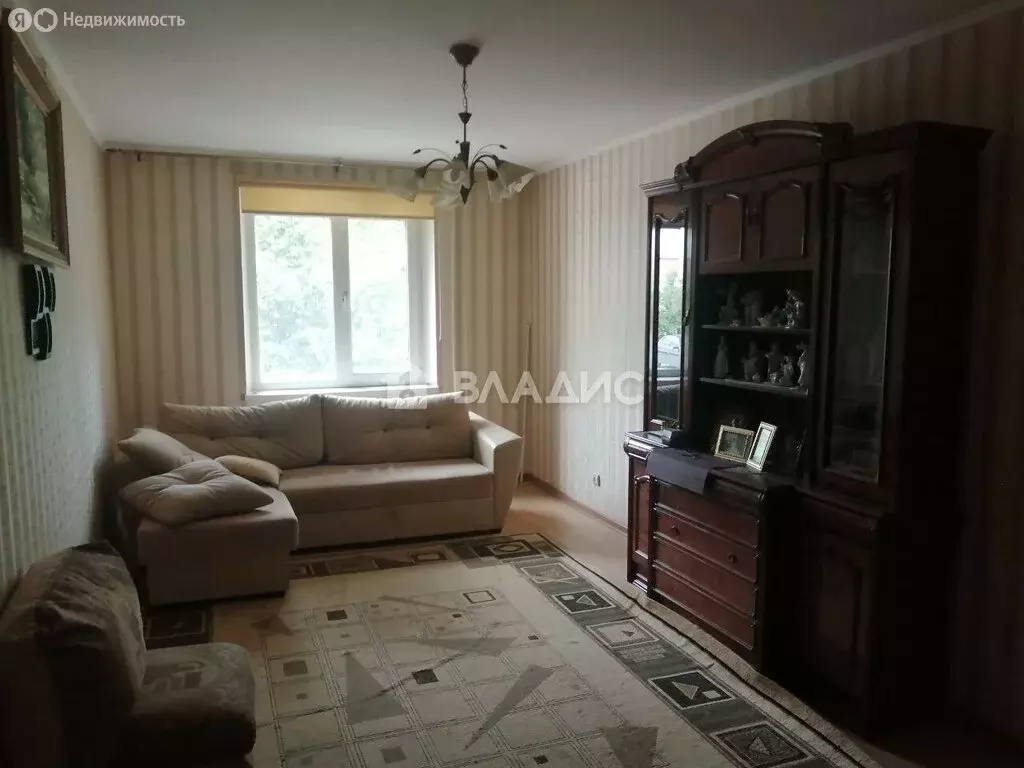 2-комнатная квартира: Строитель, улица Конева, 4 (58 м) - Фото 1