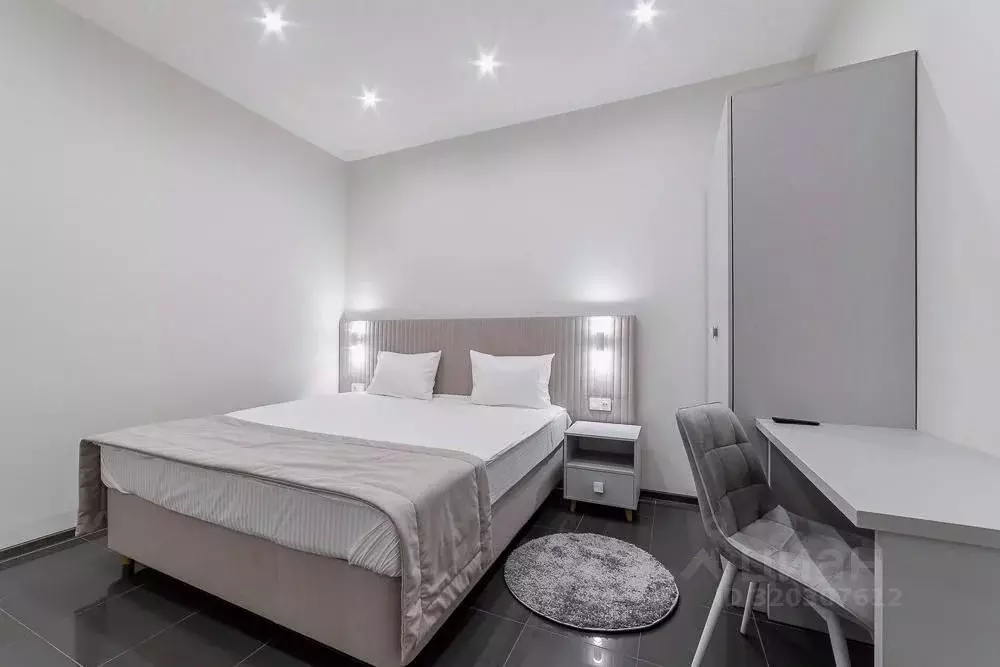 2-к кв. Нижегородская область, Нижний Новгород ул. Коммуны, 2 (25.0 м) - Фото 1