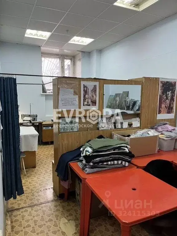 Помещение свободного назначения в Ульяновская область, Ульяновск ул. ... - Фото 1