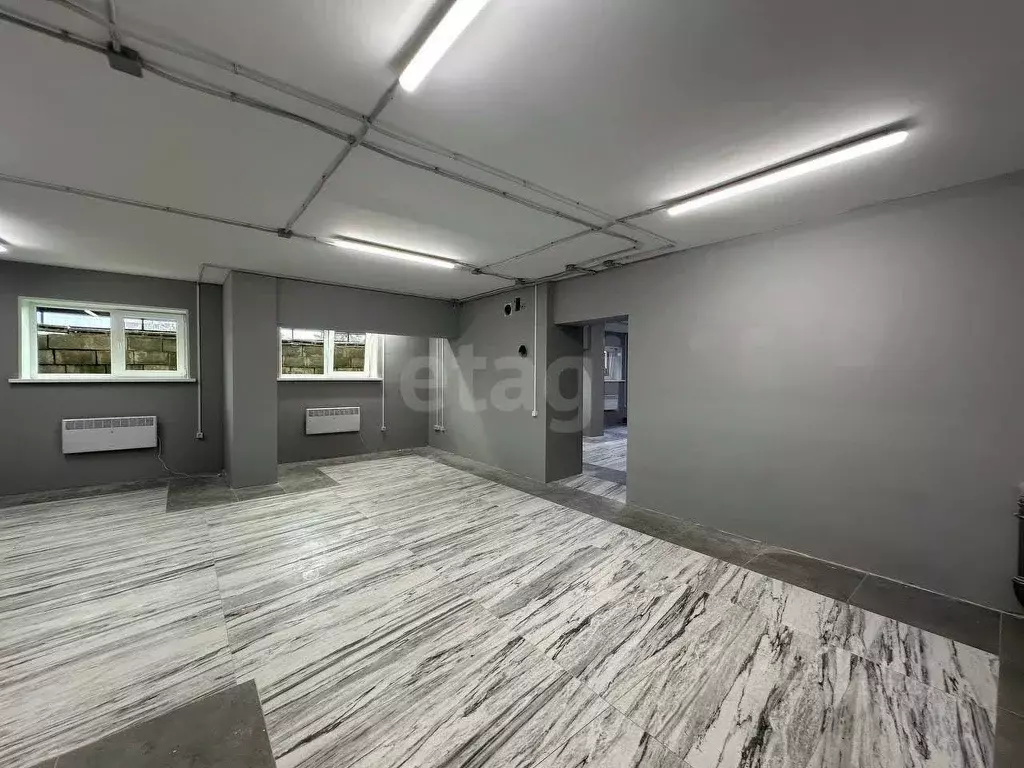 Помещение свободного назначения в Белгородская область, Белгород ул. ... - Фото 1