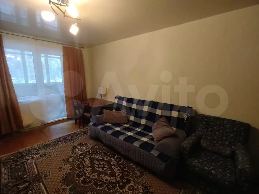 2-к. квартира, 50 м, 1/9 эт. - Фото 1