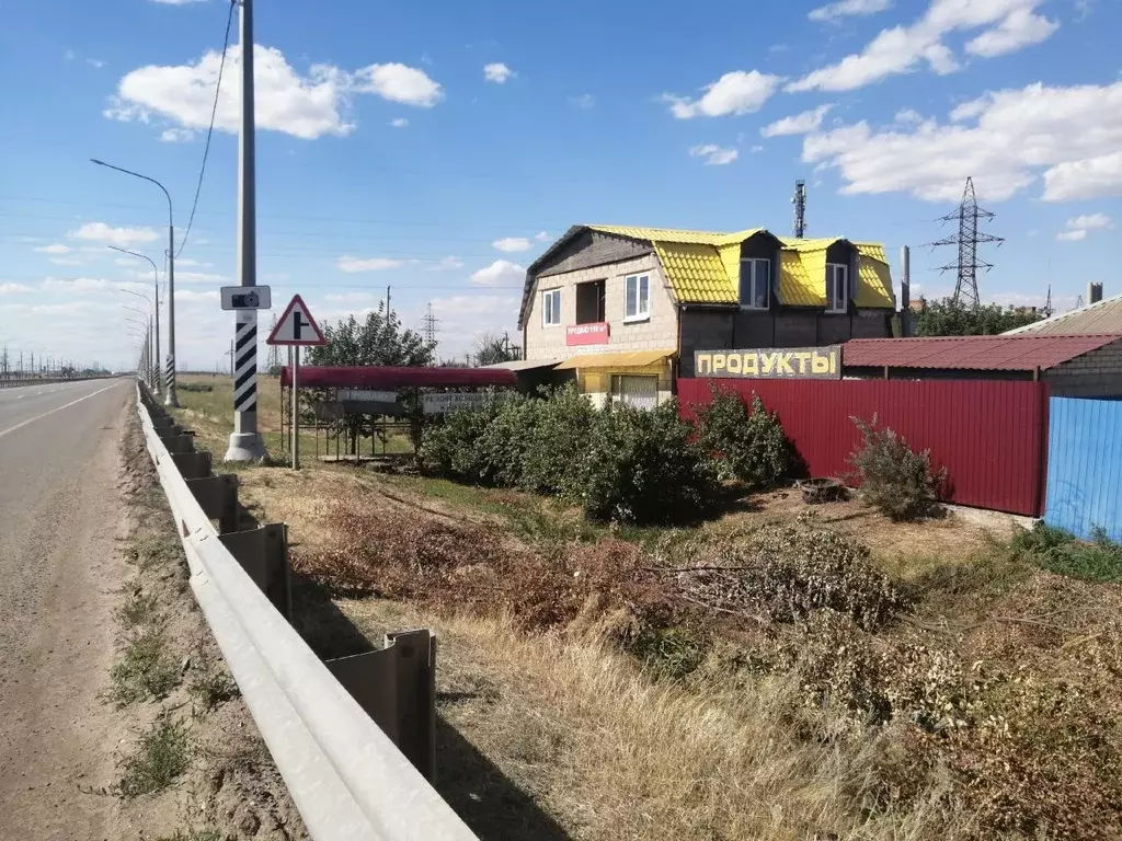 Дом в Волгоградская область, Городищенский район Р-22 Каспий, 934-й км ... - Фото 1