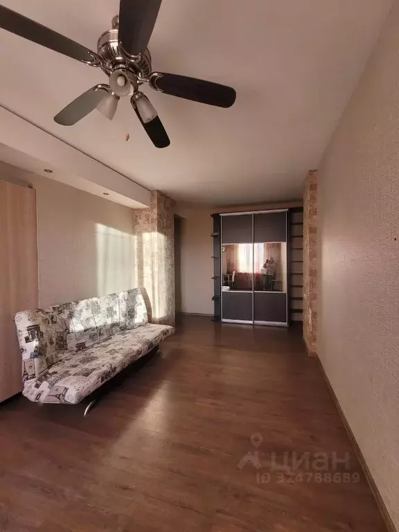 2-к кв. Омская область, Омск ул. Декабристов, 33 (75.0 м) - Фото 2