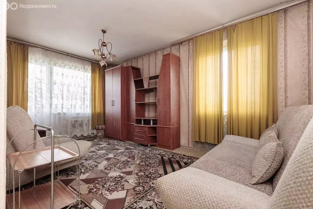2-комнатная квартира: Новокубанск, Железнодорожная улица, 8/1 (47 м) - Фото 0