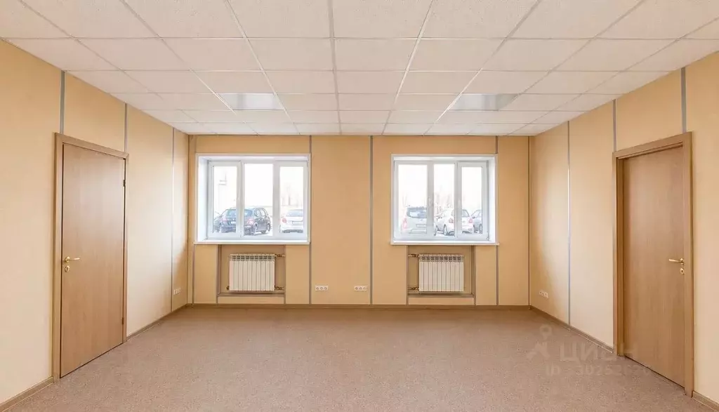 Офис в Свердловская область, Екатеринбург ул. Ангарская, 77 (33 м) - Фото 1