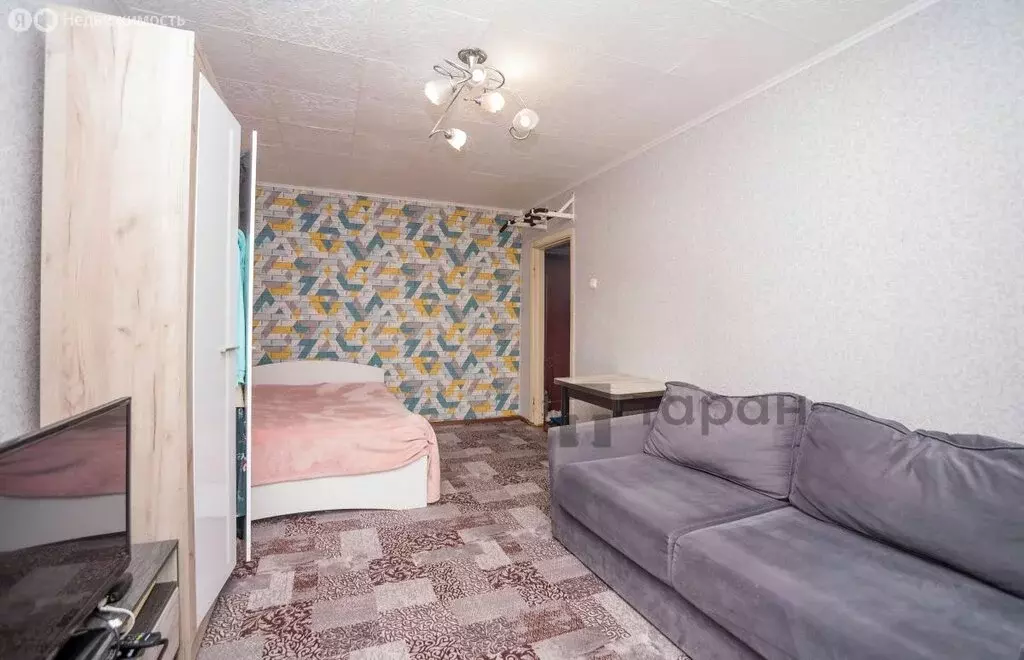 1-комнатная квартира: Челябинск, улица Труда, 7 (30.4 м) - Фото 1