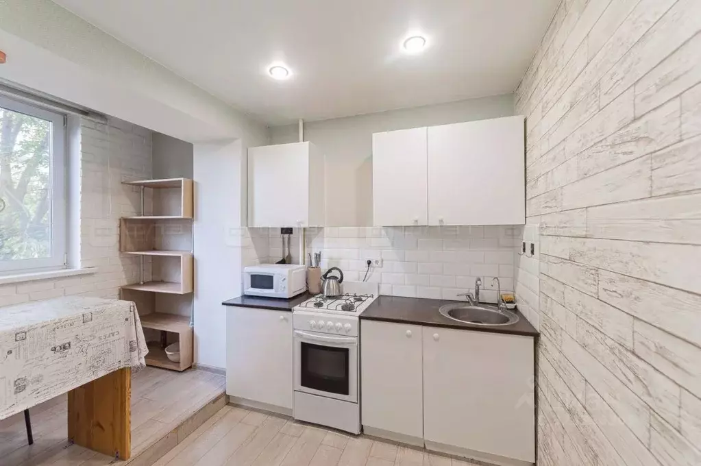 1-к кв. Татарстан, Казань ул. Адоратского, 54 (35.3 м) - Фото 1