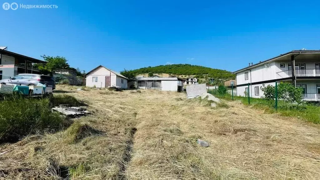 Участок в Балаклавский район, Орлиновский муниципальный округ, село ... - Фото 0