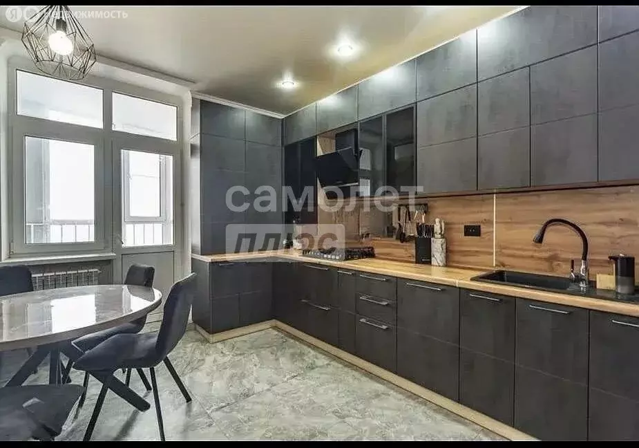 3-комнатная квартира: Ростов-на-Дону, улица Вересаева, 101/6с1 (71 м) - Фото 0