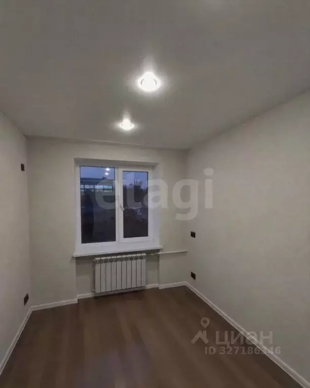 3-к кв. Крым, Симферопольский район, Молодежное пгт ул. Строителей ... - Фото 1