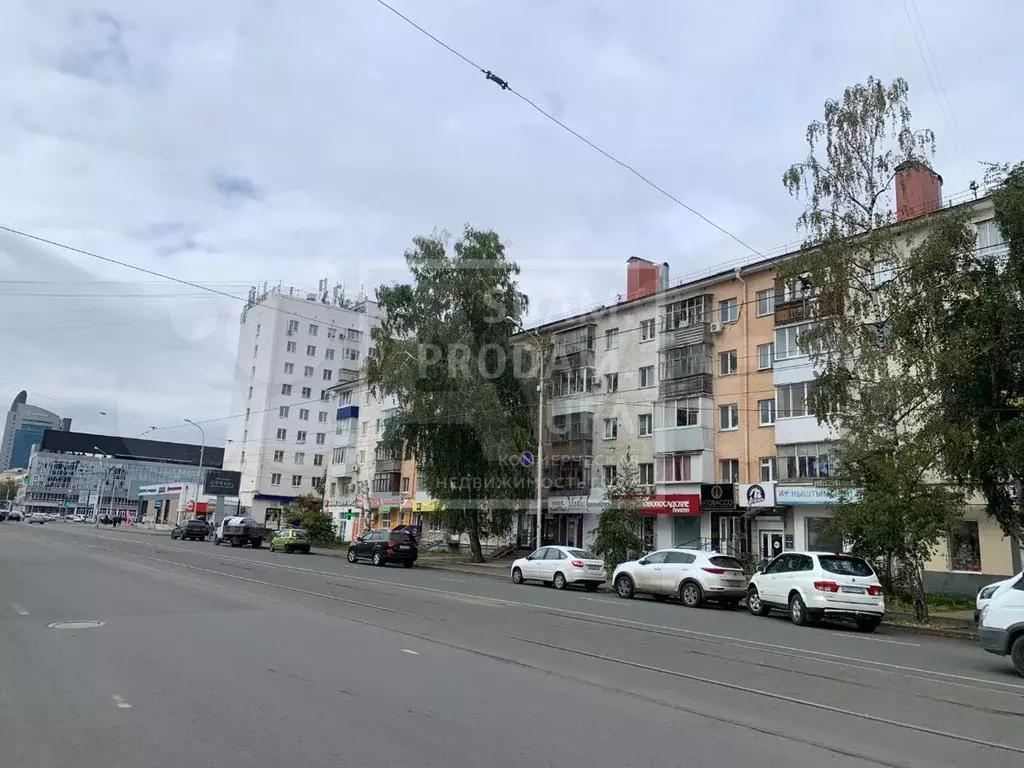 Продам магазин 90 кв.м, ул.Революционная, 97/99 - Фото 0