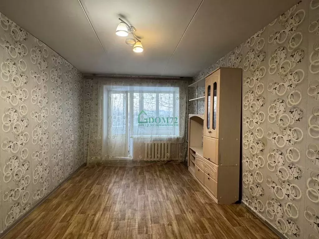 2-к кв. Тюменская область, Тобольск 7А мкр, 6 (45.1 м) - Фото 1