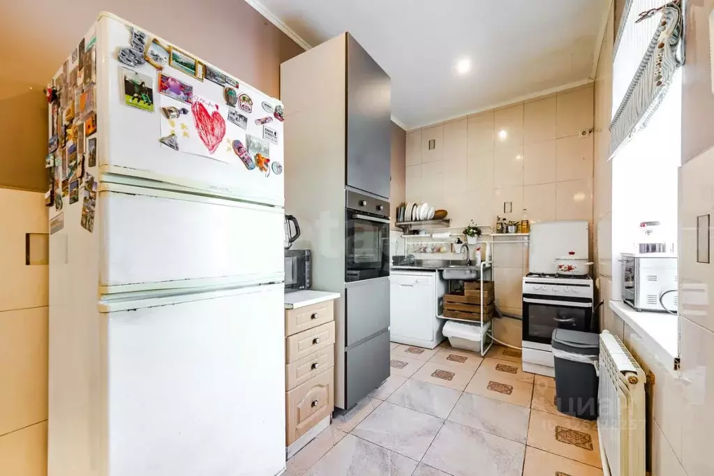 Дом в Санкт-Петербург пос. Белоостров, ул. Лобачика, 6 (200 м) - Фото 1