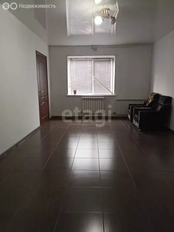 Дом в посёлок Ташеба, Зелёная улица (353.7 м) - Фото 0