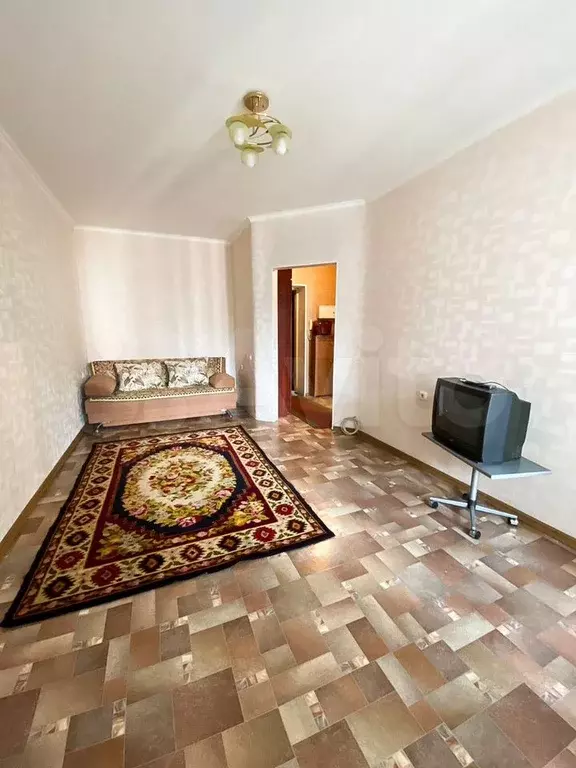 1-к. квартира, 37 м, 6/9 эт. - Фото 1
