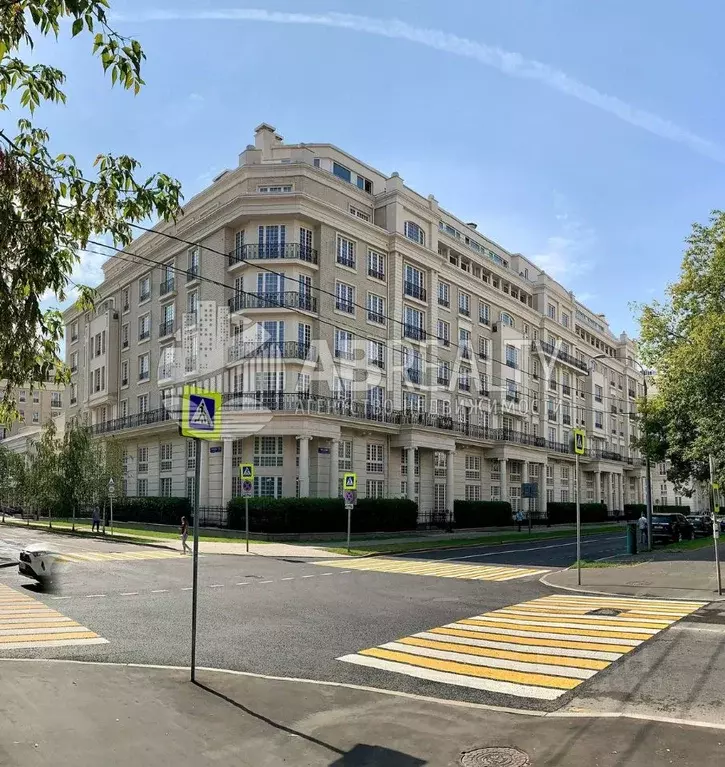 6-к кв. Москва ул. Ефремова, 19к1 (600.0 м) - Фото 1