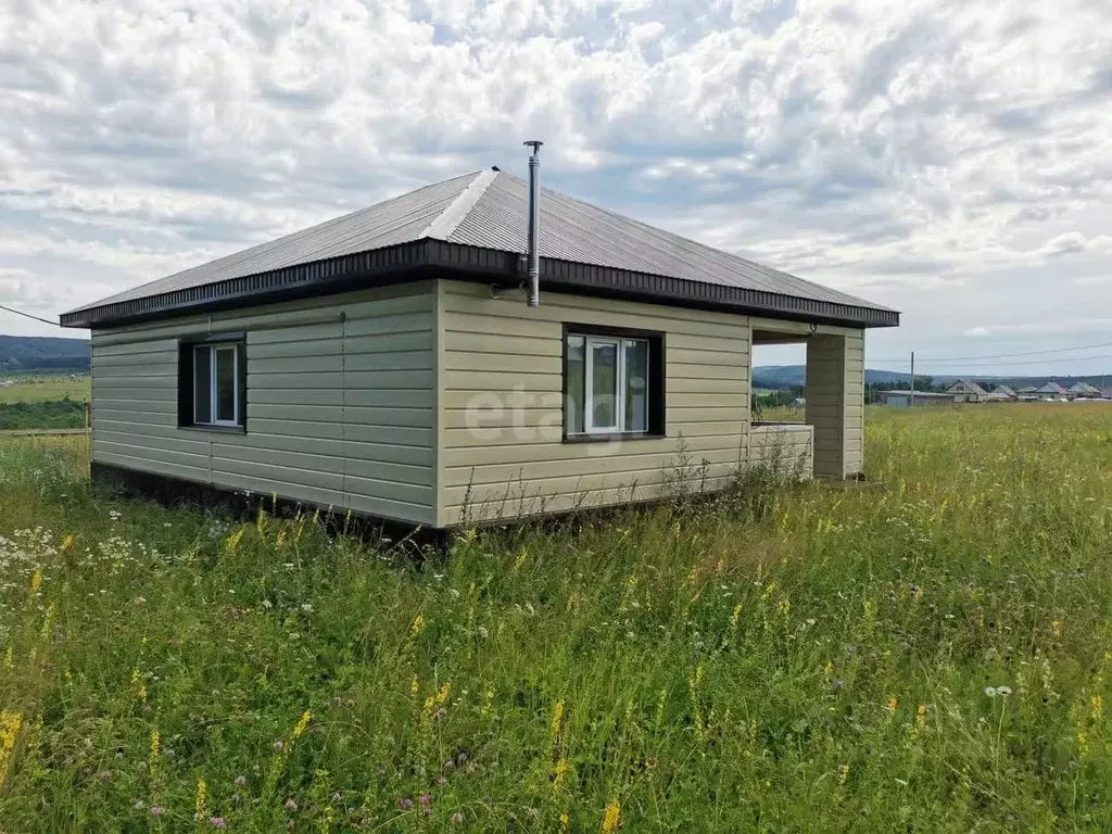Дом в Башкортостан, Гафурийский район, Красноусольский сельсовет, с. ... - Фото 1