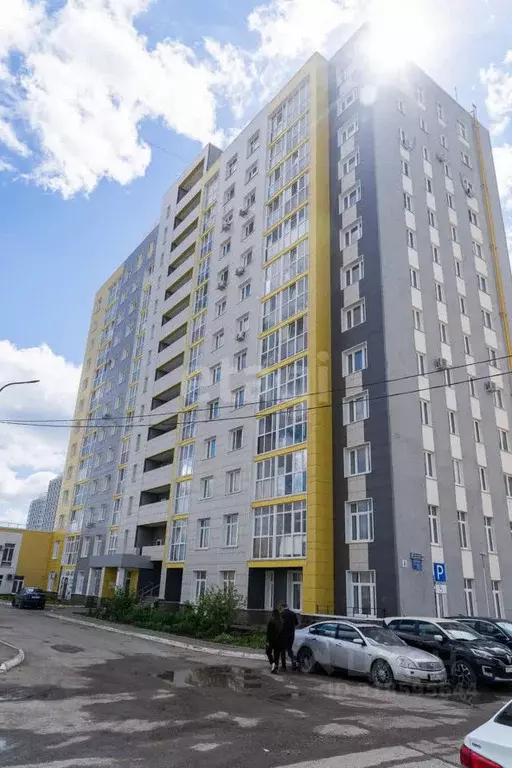 3-к кв. Башкортостан, Уфа ул. Геологов, 53 (72.0 м) - Фото 1