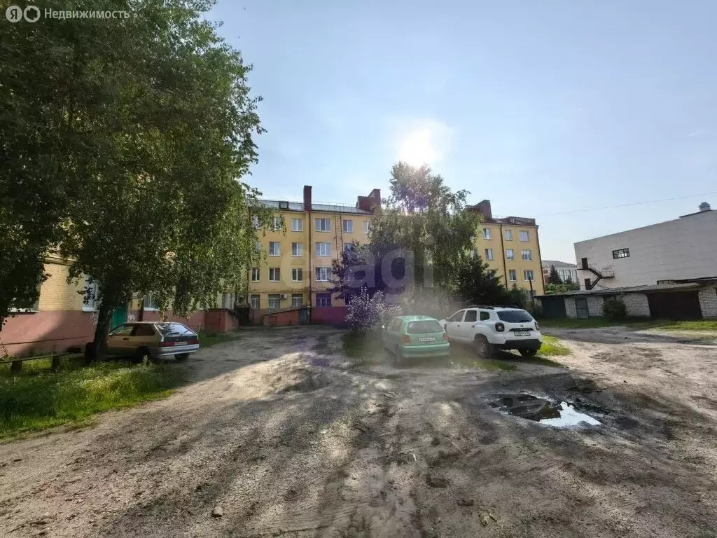 4-комнатная квартира: Клинцы, Октябрьская улица, 35 (84.6 м) - Фото 1