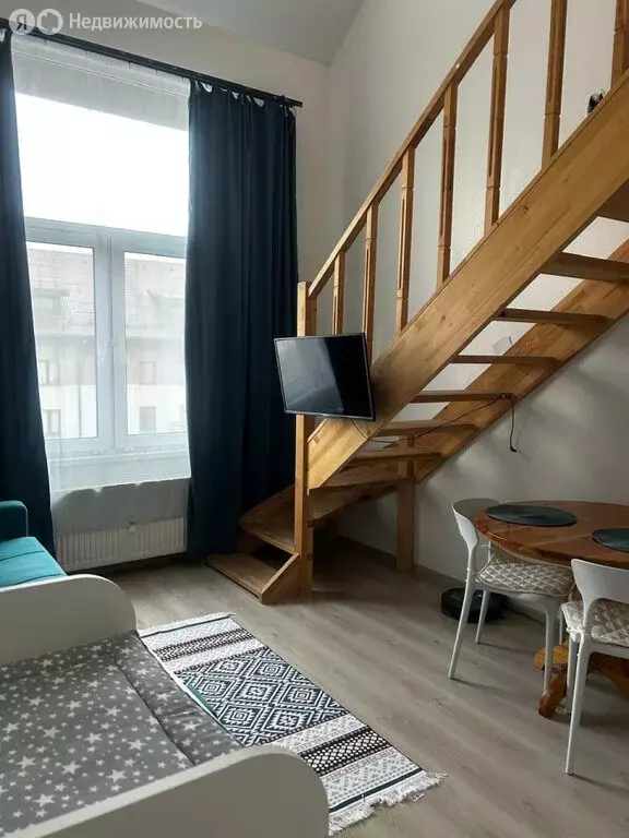 Квартира-студия: Екатеринбург, улица Евгения Савкова, 46/2 (24.7 м) - Фото 1