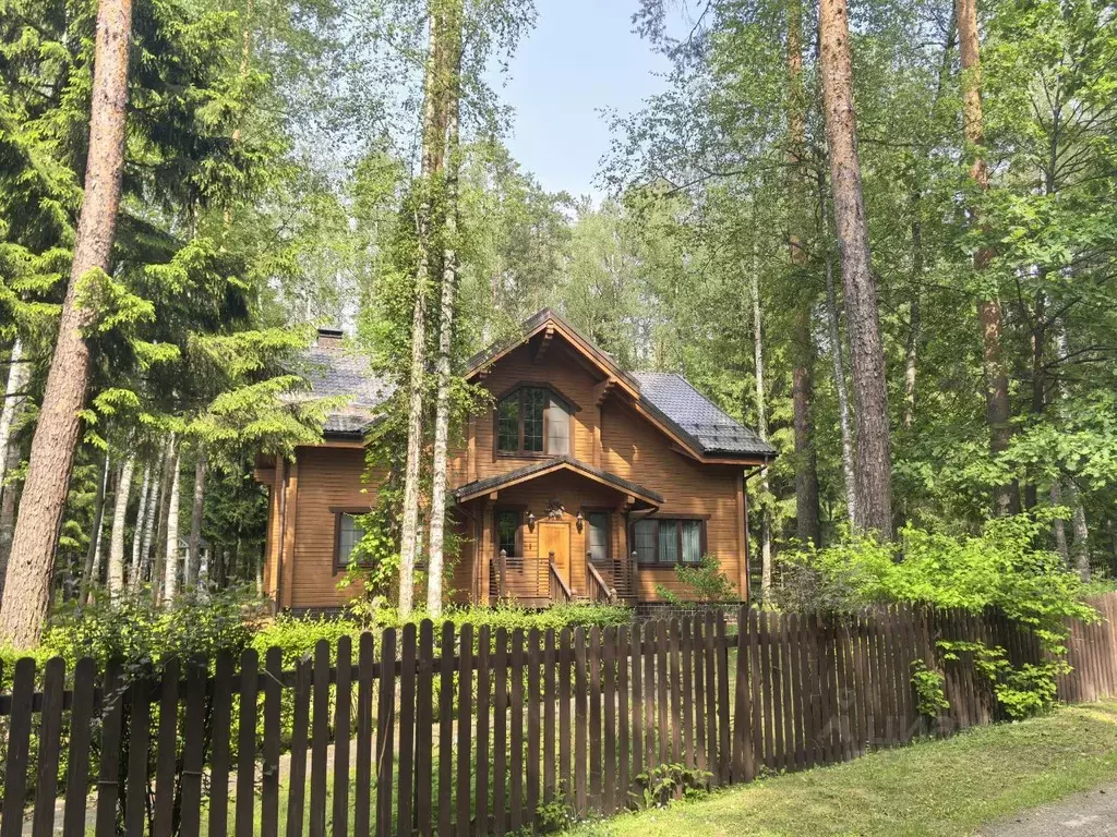 Дом в Московская область, Пушкинский городской округ, Вальдорф кп  ... - Фото 1