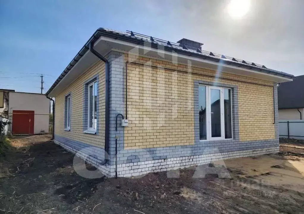 Дом в Воронежская область, Новоусманский район, Никольское с/пос, пос. ... - Фото 2