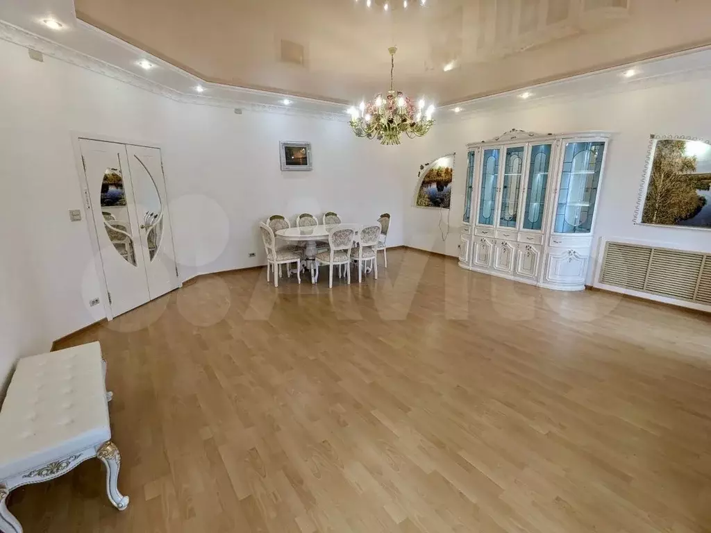 3-к. квартира, 122 м, 2/3 эт. - Фото 1