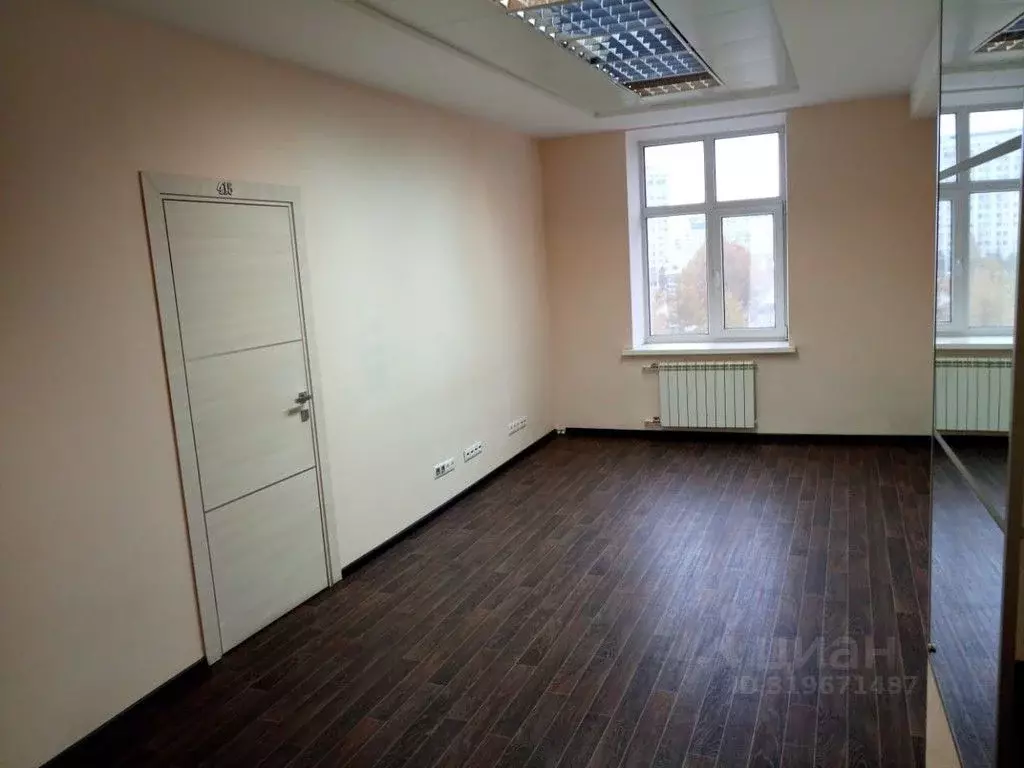 Офис в Омская область, Омск Тарская ул., 14 (162 м) - Фото 0