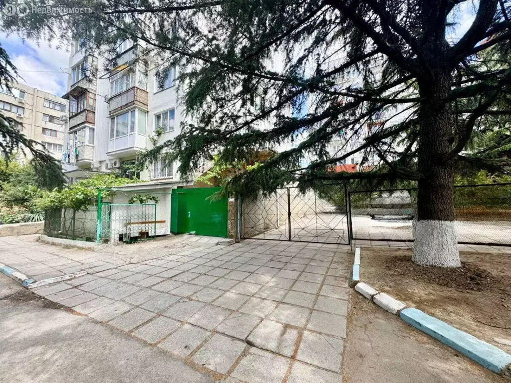 1к в -комнатной квартире (12.4 м) - Фото 0