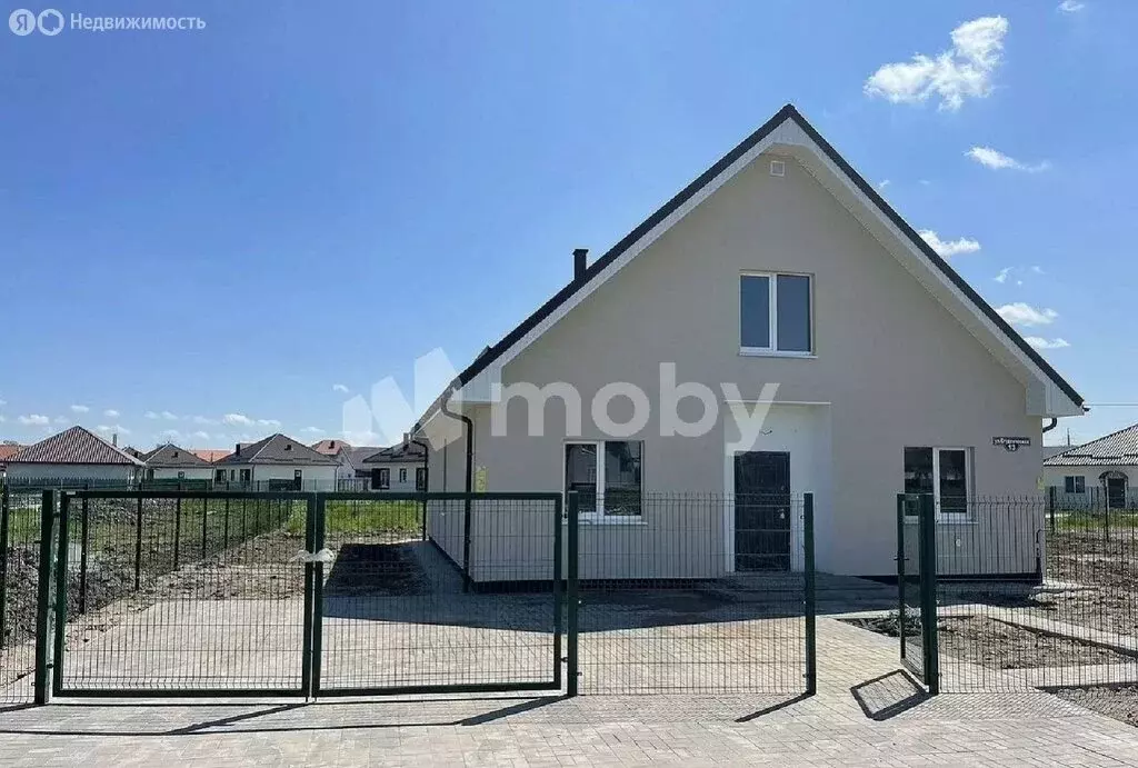 Дом в Луговое, Студенческая улица (180 м) - Фото 1