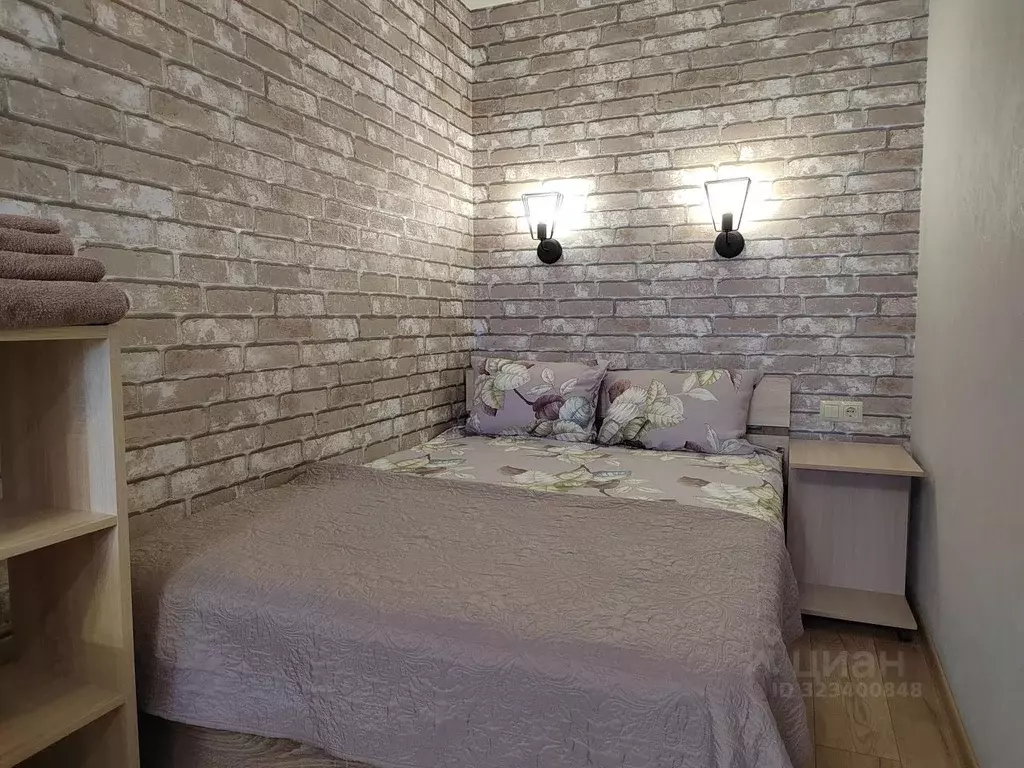 1-к кв. Свердловская область, Екатеринбург ул. Бахчиванджи, 12А (43.0 ... - Фото 1