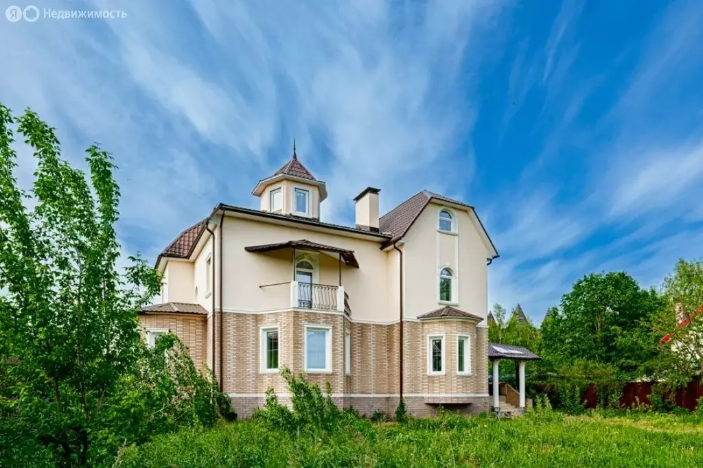 Дом в Одинцовский городской округ, село Козино (425 м) - Фото 1