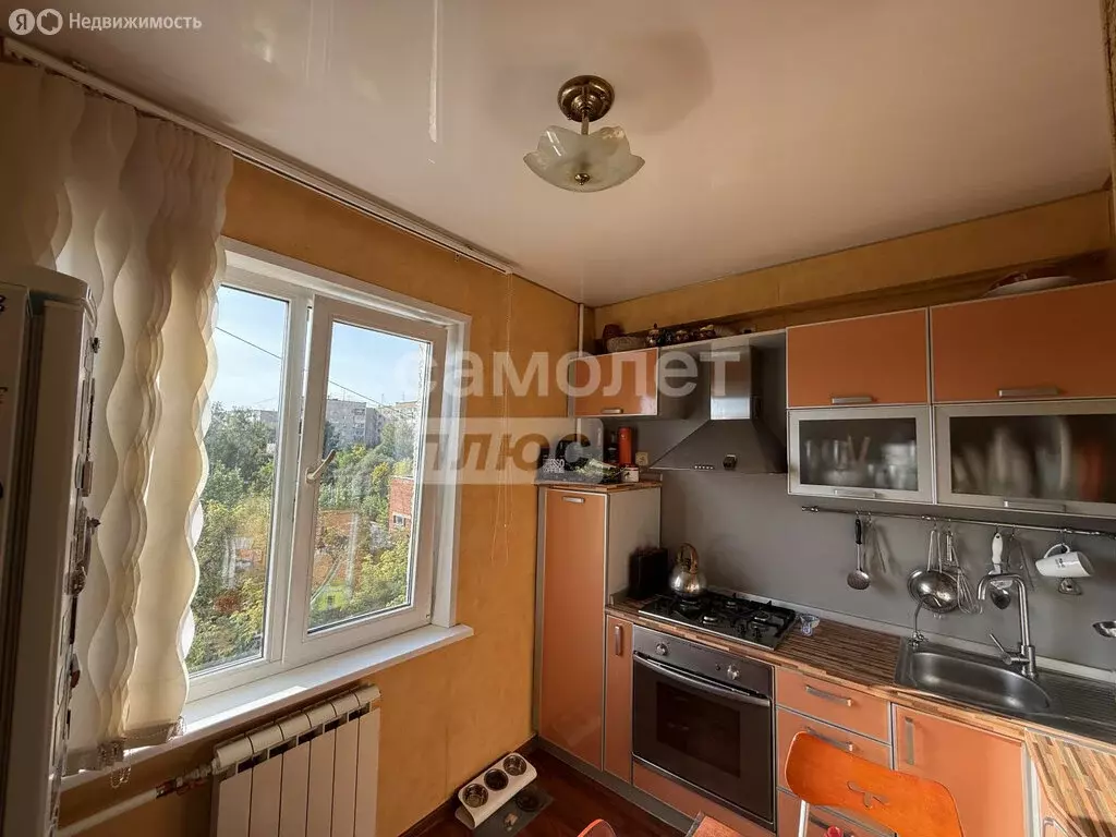 3-комнатная квартира: Ижевск, улица Труда, 4 (55.1 м) - Фото 0