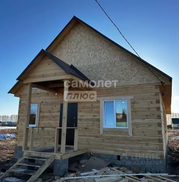 Дом в Башкортостан, Нуримановский район, Новокулевский сельсовет, с. ... - Фото 1