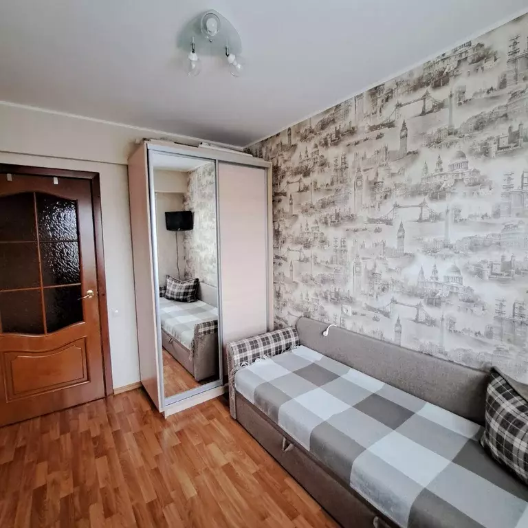 Продаётся 4-к квартира, 58.7 м - Фото 1